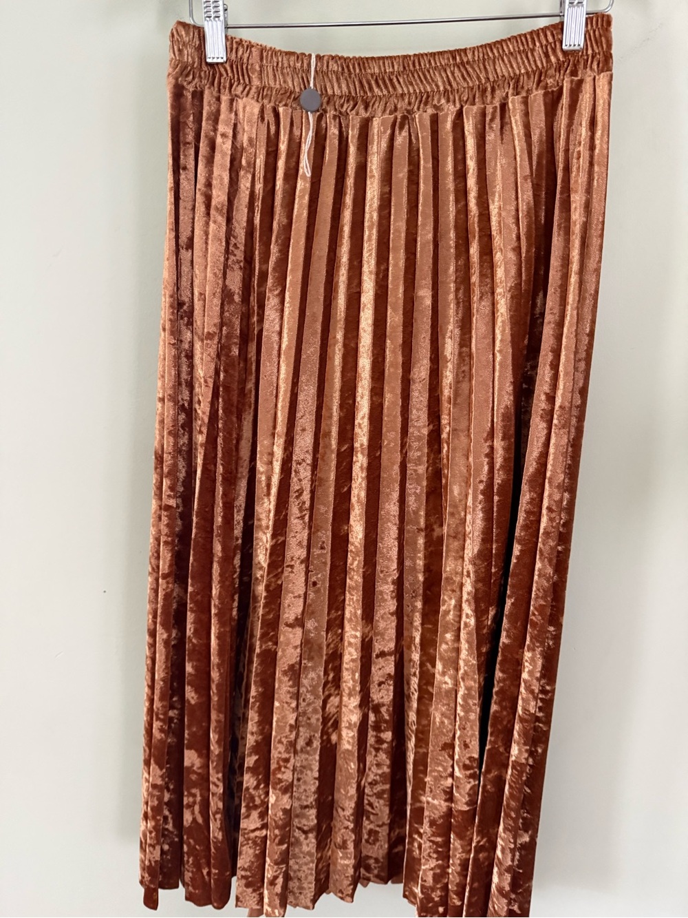 Pleated Velvet Midi Skirt in Copper
